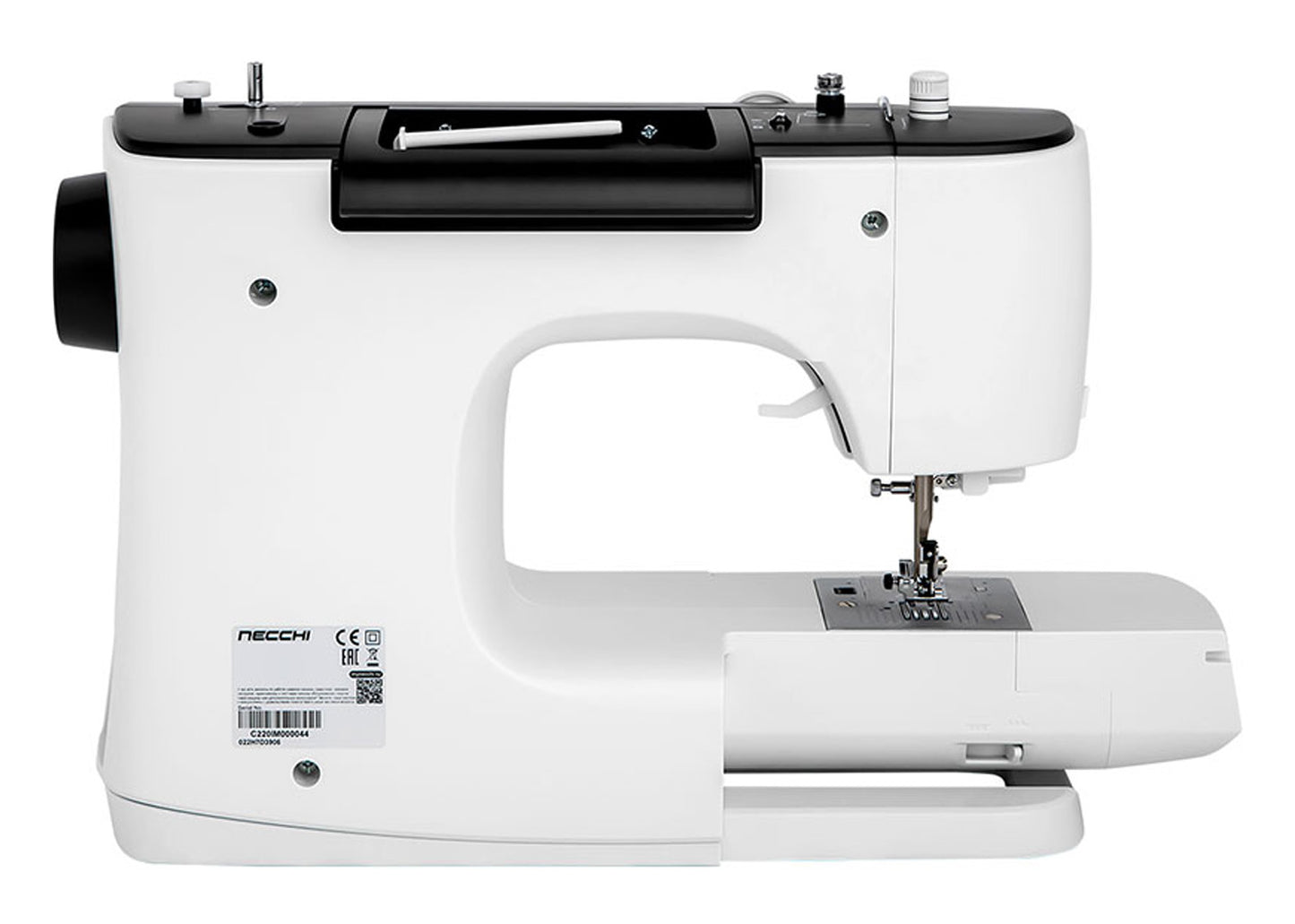 Machine à coudre Necchi Creator C360