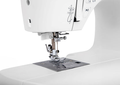 Machine à coudre Necchi Creator C360
